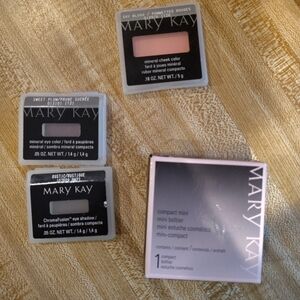 Mary Kay makeup bundle